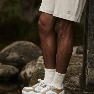 ALO Recovery Mode Sneaker - Gravel/White