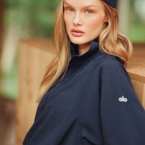 Cropped 1/4 Zip Alumni Pullover - Navy