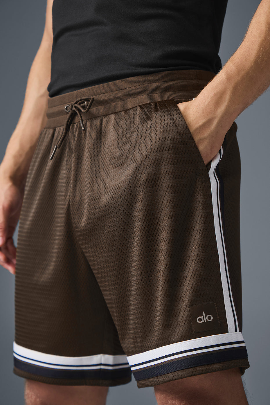 7" Key Mesh Basketball Short - Espresso - Image 4